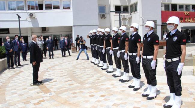 İZMİR'İN YENİ VALİSİ "MERHABA İZMİR,BİSMİLLAH" DİYEREK GÖREVE BAŞLADI